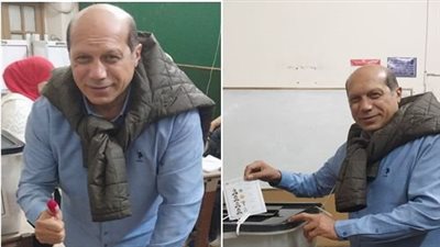 علاء نبيل يدلي بصوته في انتخابات الرئاسة بمصر الجديدة 