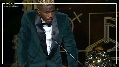 على حساب محمد صلاح وحكيمي.. فيكتور أوسيمين أفضل لاعب في أفريقيا لعام 2023 (إنفوجراف)
