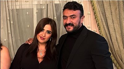 ياسمين عبد العزيز تهنئ أحمد العوضي في عيد ميلاده، والفنان يرد بـ عبارة رومانسية