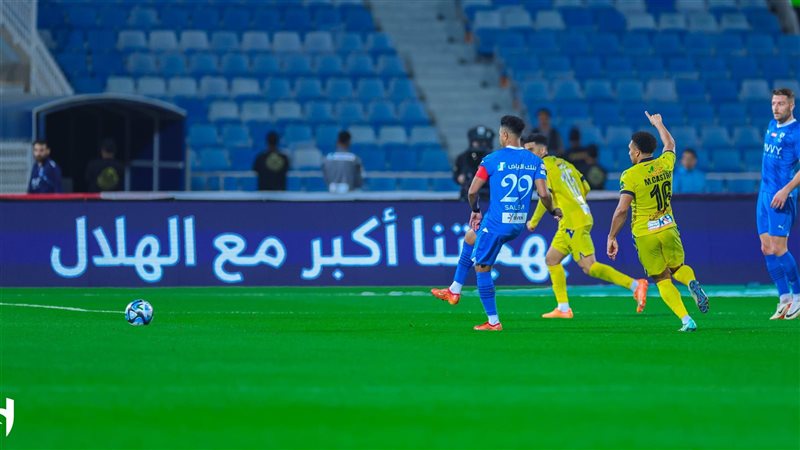 الهلال، فيتو