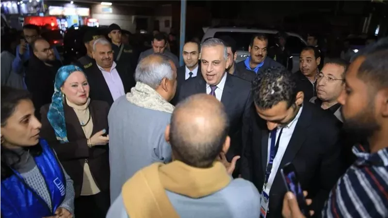 اقبالا على لجان الانتخابات