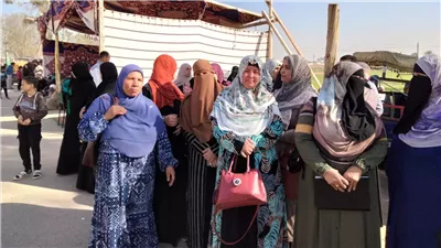 في آخر أيام الانتخابات سيدات الإسماعيلية يحتشدن أمام اللجان (صور) 