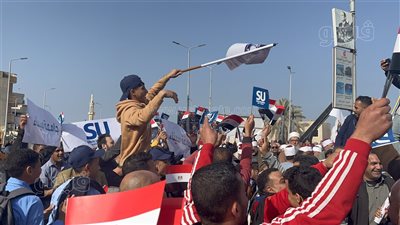 مسيرات المواطنين تجوب شوارع مدينة العريش للحث على المشاركة بالانتخابات (فيديو وصور)