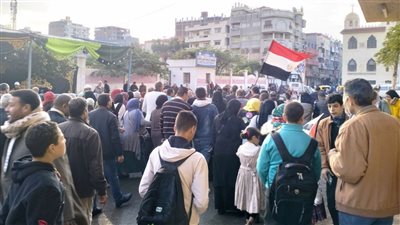 تعليم البحيرة ينظم مسيرة لحث المواطنين على المشاركة بالانتخابات الرئاسية (فيديو وصور)