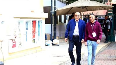 طارق عامر يدلي بصوته في الانتخابات الرئاسية 2024 بالزمالك