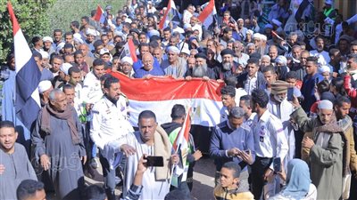 حشود غفيرة بشوارع إسنا للمشاركة في الانتخابات الرئاسية (صور)