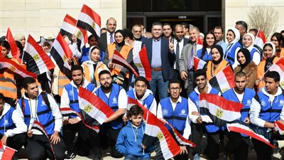 وزير الرياضة يلتقي الشباب المشاركين في التوعية بالعملية الانتخابية