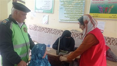 إقبال طلاب جامعة جنوب الوادي على الإدلاء بأصواتهم في الانتخابات الرئاسية (فيديو)