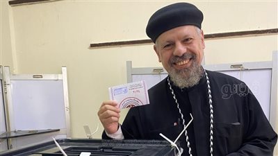 كاهن كنيسة العذراء مريم ببورسعيد: الإقبال على اللجان الانتخابية يؤكد قوة الوعي الوطني (صور) 