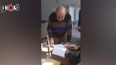  الممثل محمد التاجي يدلى بصوته الانتخابى، ومسيرة حاشدة فى شوارع القاهرة (فيديو وصور)