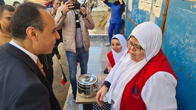 وكيل وزارة الصحة يتابع حملة 100 يوم باللجان الانتخابية في مركز الرحمانية (صور)