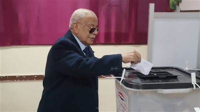 رئيس محكمة استئناف طنطا يدلي بصوته في الانتخابات الرئاسية 2024 (صور)