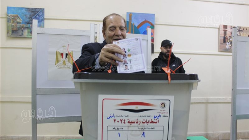 الفنان عبد السلام