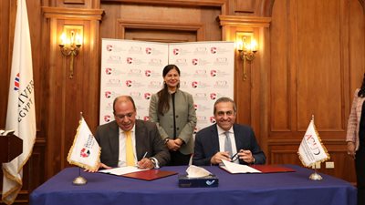 العاصمة الإدارية توقع بروتوكول تعاون مع الجامعة البريطانية