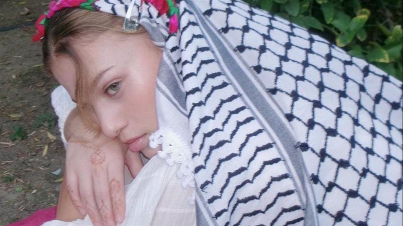 المغنية الفلسطينية