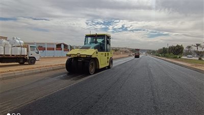 تفاصيل تنفيذ مشروعات الطرق بدمياط الجديدة 