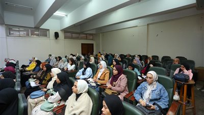 جامعة الزقازيق تنظم ندوة عن دور الدولة في الحد من مخاطر الهجرة غير الشرعية 