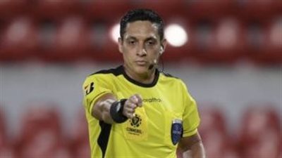 جريشة: حكم مباراة الأهلي واتحاد جدة أشهر 1030 إنذارا في 170 مباراة