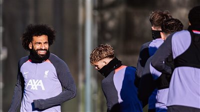 قائمة ليفربول أمام سانت جيلواز في الدوري الأوروبي وموقف محمد صلاح