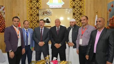 محافظ الوادي الجديد يشارك بفعاليات معرض 