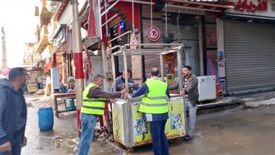 رفع 383 حالة إشغال طريق مخالف بنطاق 4 مراكز بالبحيرة (صور)