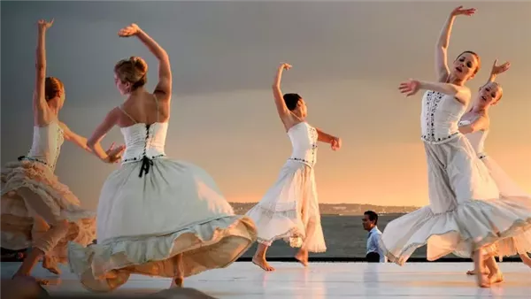 تفسير حلم الرقص في المنام وعلاقته بمواجهة الكثير من المشكلات