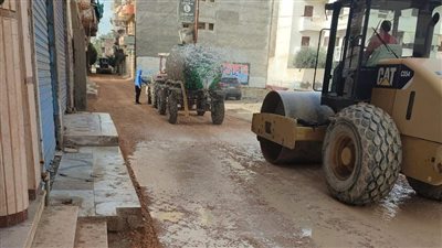 تمهيد منطقة الأطباء بشبراخيت للرصف بتكلفة 2 مليون و750 ألف جنيه