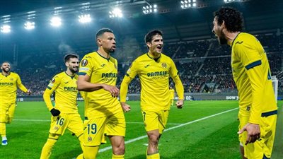 +90، فياريال يفوز على إشبيلية في مباراة مثيرة بالدوري الإسباني