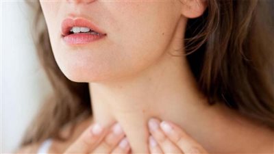 النساء أكثر عرضة للإصابة، أعراض وأسباب التهاب الغدة الدرقية الهاشيموتي