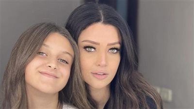 رضوى الشربيني تحتفل بعيد ميلاد ابنتها (صور)