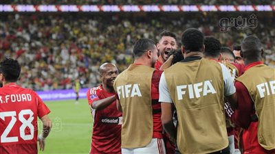 الأهلي يتقدم بثلاثية نظيفة أمام اتحاد جدة بعد مرور 70 دقيقة (صور)