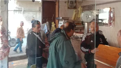 ضبط 400 علبة سجائر مجهولة المصدر خلال حملات على أسواق العجمي بالإسكندرية 