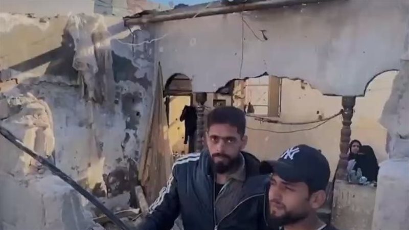 سقوط جسم طائر في