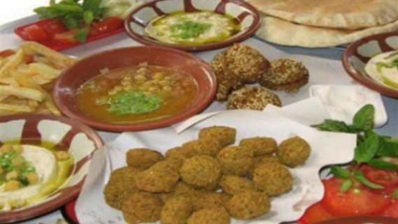 علاقة الفول والطعمية