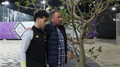 سيف زاهر يكشف كواليس صورة بيبو مع إمام عاشور وسر تعليق «يا بخت اللي بيلعب في نادي رئيسه الخطيب»