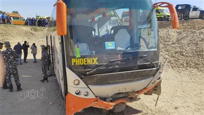 الصور الأولى لحادث أتوبيس الأقصر.. وارتفاع عدد المصابين لـ 15 شخصا