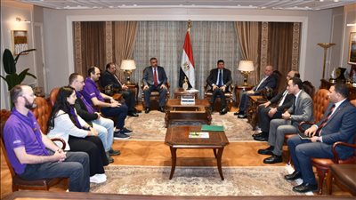 وزير الشباب والرياضة يناقش استعدادات استضافة المؤتمر الكشفي العالمي 
