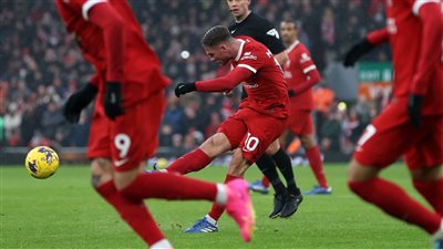 ليفربول يبحث عن هدفه الأول أمام مانشستر يونايتد بعد مرور 30 دقيقة 