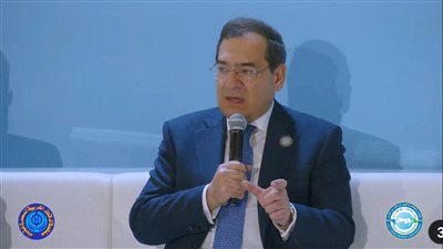 رئيس جديد لشركة إنبي، وزير البترول يصدر حركة تنقلات