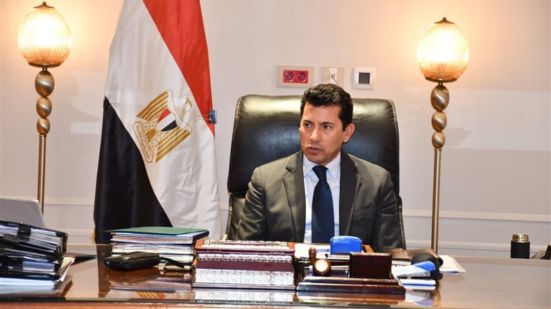 أشرف صبحي وزير الشباب