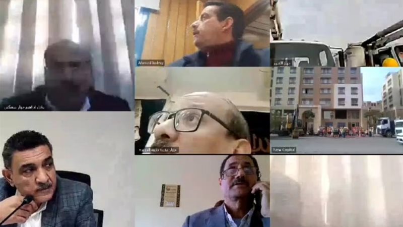 مسؤولو الاسكان