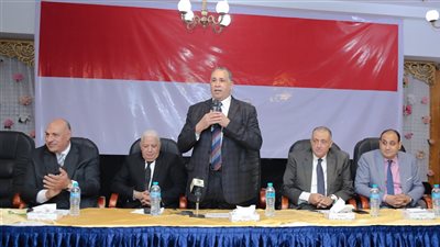 نقيب المحامين يترأس جلسة حلف اليمين للدفعة الجديدة 