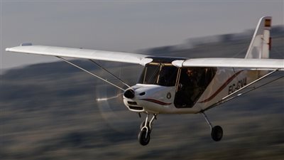 اصطدام طائرة بخطوط الكهرباء في ولاية أوريجون الأمريكية ومقتل الطيار وراكبين