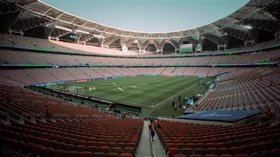 ملعب الجوهرة يستعد لاستقبال قمة الأهلي وفلومنينسي في نصف نهائي المونديال (صور)