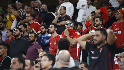 شاهد حزن لاعبي وجماهير الأهلي بعد الخسارة أمام فلومينينسي (صور)