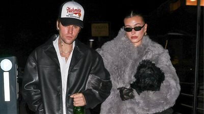 جاستن بيبر وزوجته يقضيان إجازة الكريسماس في أسبن (صور)