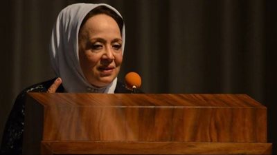 مكتبة الإسكندرية تهنئ الفائزة بجائزة حمد للترجمة