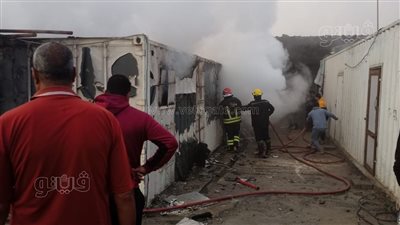 نشوب حريق بـ2 كرفان بالقرب من مساكن البحر الأحمر بالغردقة (صور)