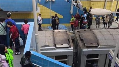 استئناف حركة مترو الأنفاق بعد تخلص شاب من حياته فى محطة فيصل 