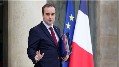 وزير الدفاع الفرنسي يكشف عن تبادل المعلومات المخابراتية فى البحر الأحمر